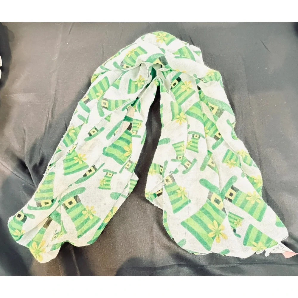 St Patricks‎ Day Leprechaun Hat Scarf Green White Shamrock Holiday Accessory